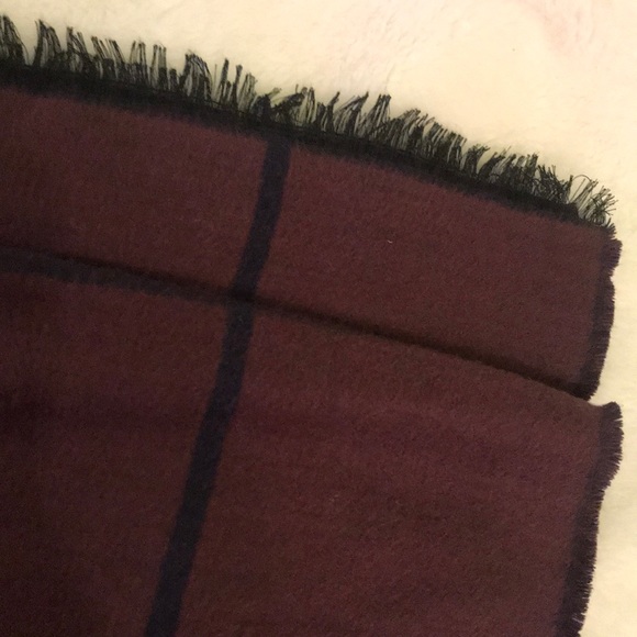 ❄️2 FOR $20❄️ Purple & Black flannel blanket scarf - Picture 2 of 3